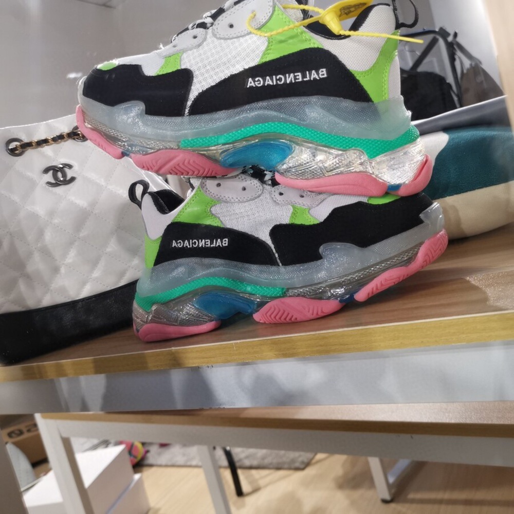 Women shoes